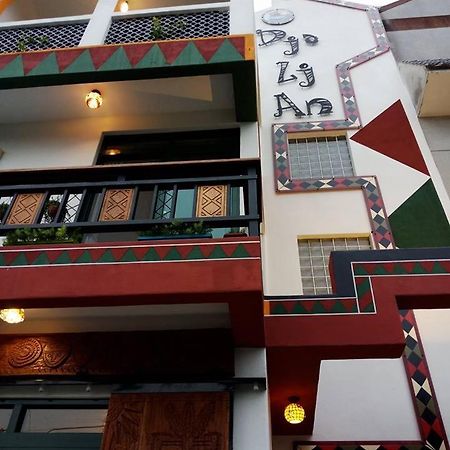 Sandimen Dja Lji An Homestay المظهر الخارجي الصورة